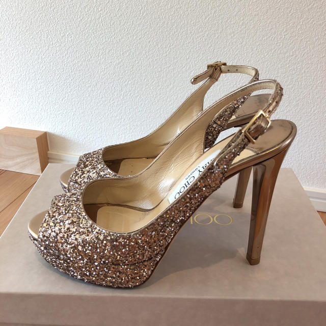 JIMMY CHOO(ジミーチュウ)のJIMMY CHOO グリッターパンプス 35.5 レディースの靴/シューズ(ハイヒール/パンプス)の商品写真