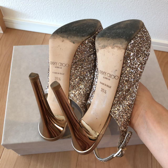 JIMMY CHOO(ジミーチュウ)のJIMMY CHOO グリッターパンプス 35.5 レディースの靴/シューズ(ハイヒール/パンプス)の商品写真