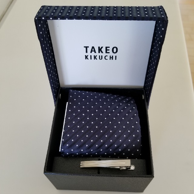 TAKEO KIKUCHI(タケオキクチ)のLUKAさま専用*新品*TAKEO KIKUCHI シルクネクタイ&ピン メンズのファッション小物(ネクタイ)の商品写真