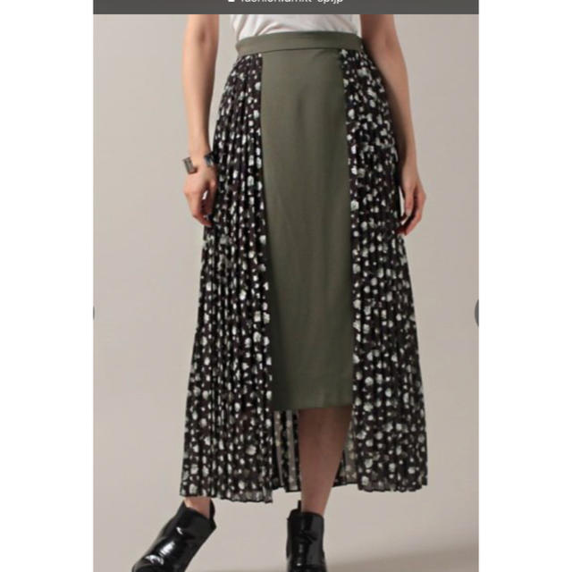 STUDIOUS(ステュディオス)のDROP　FLOWER　PLEATS　LAYERED　SKIRT clane レディースのスカート(ひざ丈スカート)の商品写真