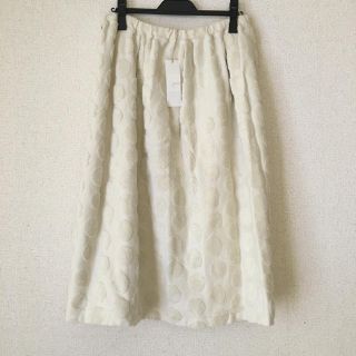 ネストローブ(nest Robe)の♡新品未使用  grin グリン 可愛い 白い水玉 スカート🍀♡(ひざ丈スカート)