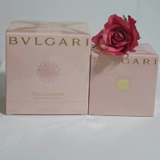 ブルガリ(BVLGARI)の♥大人気２点セット♥ブルガリ ローズエッセンシャル(香水(女性用))