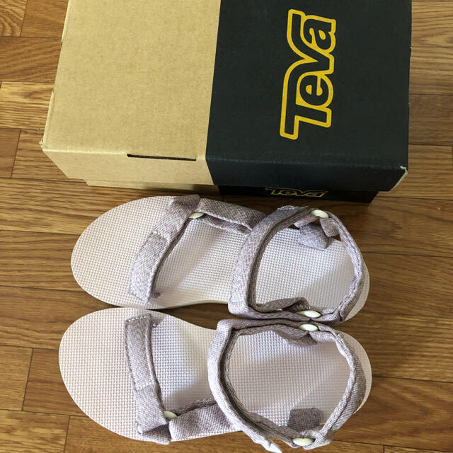 Teva(テバ)のteva 23センチ MARLED ORCHID レディースの靴/シューズ(サンダル)の商品写真