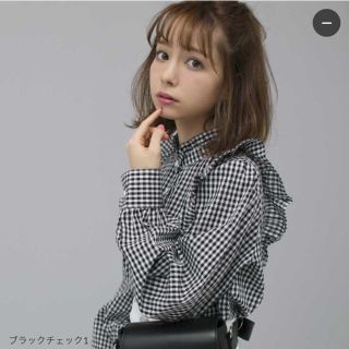 ウィゴー(WEGO)のフリルパフスリーブギンガムシャツ(シャツ/ブラウス(長袖/七分))