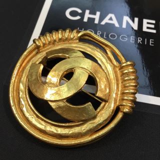 シャネル(CHANEL)の◯美品！ CHANEL シャネル 存在感大！ ココマーク  ブローチ ゴールド◯(ブローチ/コサージュ)