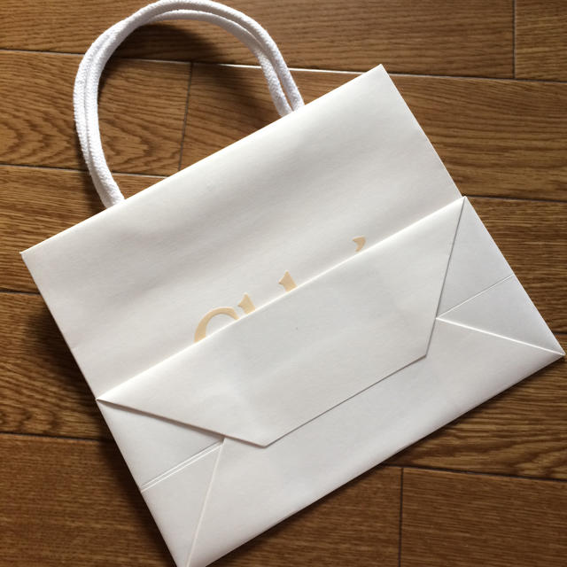 Chloe(クロエ)のクロエ 紙袋 レディースのバッグ(ショップ袋)の商品写真