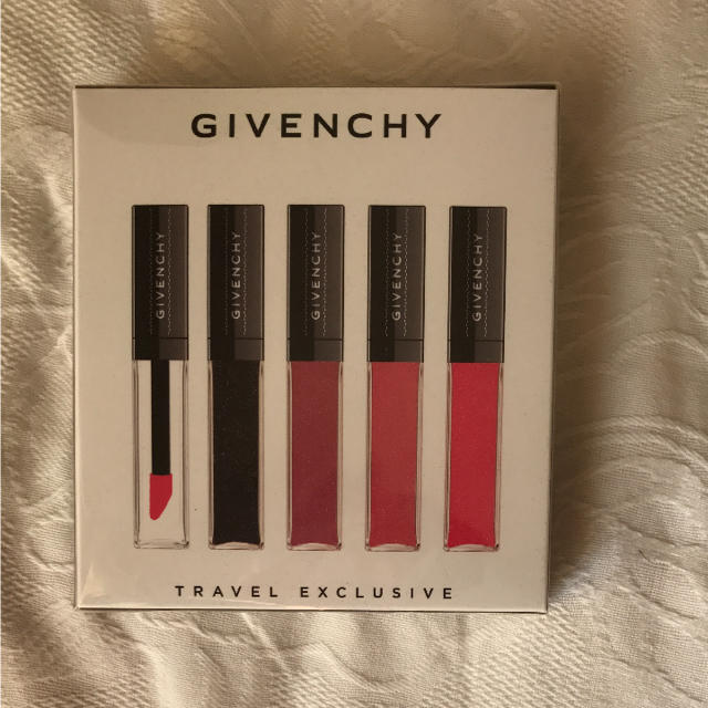 GIVENCHY(ジバンシィ)の新品未開封 ジバンシイ グロスセット グロスレベラトゥール コスメ/美容のベースメイク/化粧品(リップグロス)の商品写真