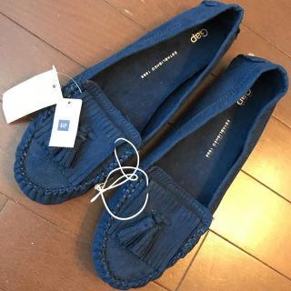 ギャップ(GAP)の新品タグ付き GAP モカシン レディース25cm フラットシューズ(スリッポン/モカシン)