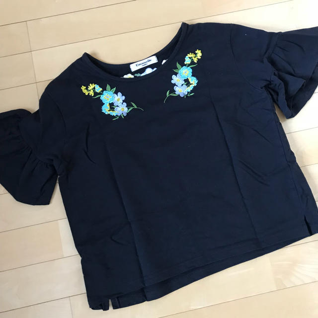 RETRO GIRL(レトロガール)のレトロガール美品Ｔシャツ レディースのトップス(Tシャツ(半袖/袖なし))の商品写真