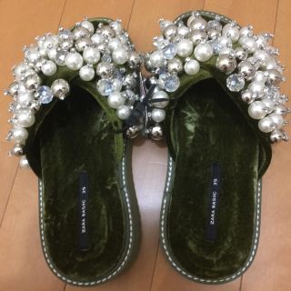 ザラ(ZARA)の新品タグ付♪ZARAビジューサンダル☆35(サンダル)