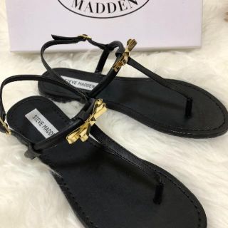 スティーブマデン(Steve Madden)の☆新品未使用☆ Steve Madden サンダル　☆送料込み☆(サンダル)