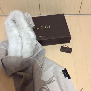 オンラインストア卸売 GUCCI ファーマフラー 美品 激レア グレー ...