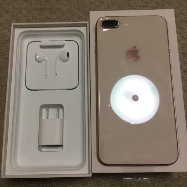 Apple - 新品 iPhone8 Plus simフリー  64GB ゴールド