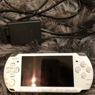 プレイステーションポータブル(PlayStation Portable)のnorimarch様専用PSP 充電器＆ソフト付(携帯用ゲーム機本体)