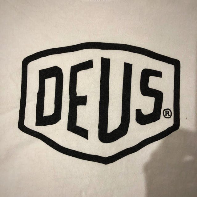 Deus ex Machina(デウスエクスマキナ)のDEUS Tシャツ メンズのトップス(Tシャツ/カットソー(半袖/袖なし))の商品写真