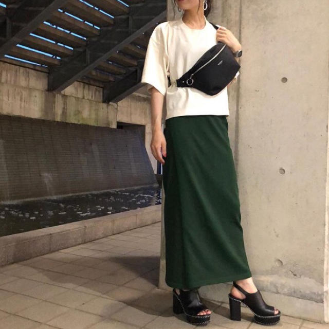 moussy(マウジー)の新作♡MOUSSY WAIST&SHOULDER NYLON バッグ♡新品sly レディースのバッグ(ボディバッグ/ウエストポーチ)の商品写真