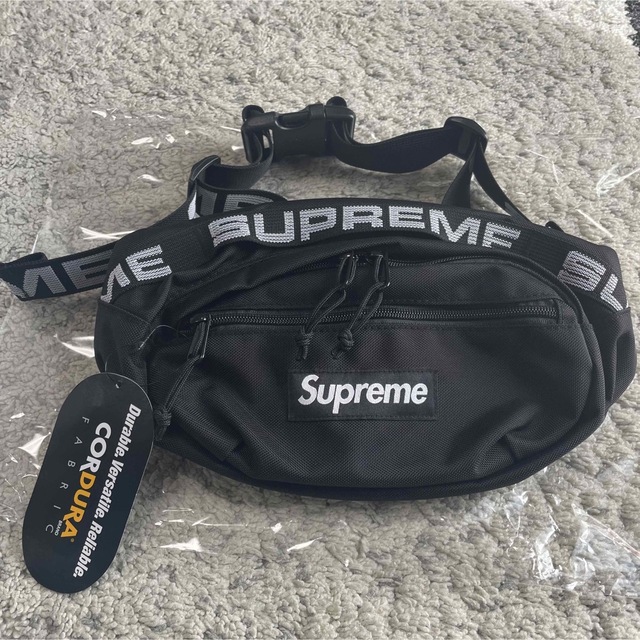 Supreme(シュプリーム)の【新品】18ss Supreme Waist Bag 黒 ウエストバッグ メンズのバッグ(ウエストポーチ)の商品写真