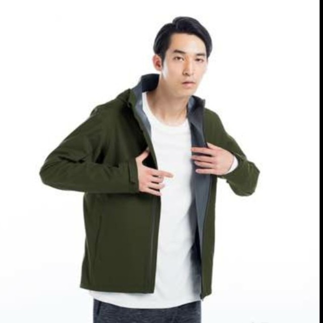 UNIQLO - 新品◼️カーキ M ブロックテックパーカー ユニクロ ダーク