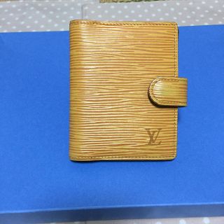 ルイヴィトン(LOUIS VUITTON)のLOUIS VUITTON ♡エピ♡名刺入れ(名刺入れ/定期入れ)