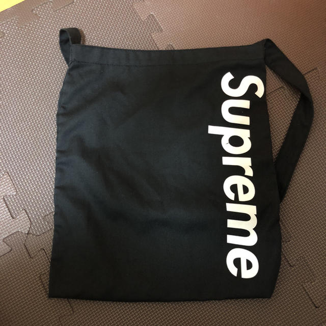 Supreme(シュプリーム)のsupremeトートバック メンズのバッグ(トートバッグ)の商品写真