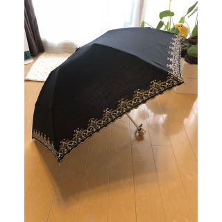 ミラショーン(mila schon)の【未使用品】mila schon(ミラ・ショーン)雨晴兼用折り畳み傘 (傘)