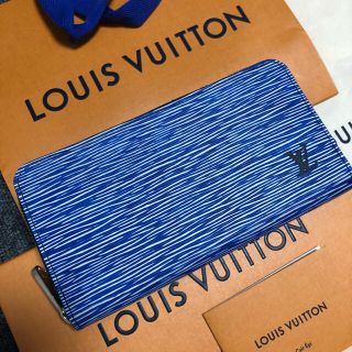 ルイヴィトン(LOUIS VUITTON)の奇跡の再入荷！新品☆ルイヴィトン☆エピ ジッピーウォレット(長財布)