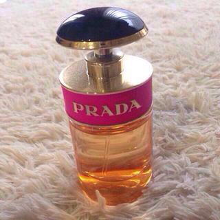 プラダ(PRADA)のPRADA キャンディ(香水(女性用))