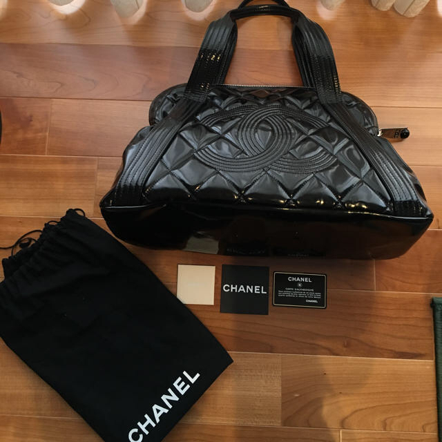 CHANEL 良品 エナメルバック