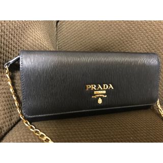 プラダ(PRADA)の美品★PRADAチェーンウォレット★黒(財布)