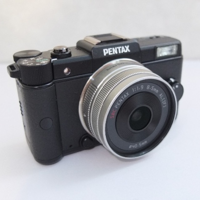 PENTAX(ペンタックス)のPENTAX Q 01standard prime スマホ/家電/カメラのカメラ(ミラーレス一眼)の商品写真