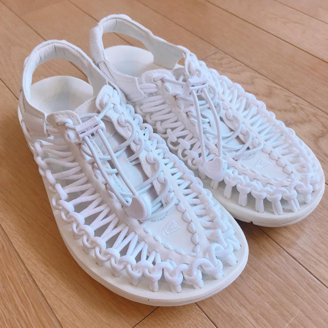 KEEN UNEEK サンダル ✨美品✨