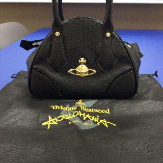 Vivienne Westwood(ハンドバッグ)のフリマアイテム一覧 Vivienne Westwood(ハンドバッグ)のフリマアイテム一覧