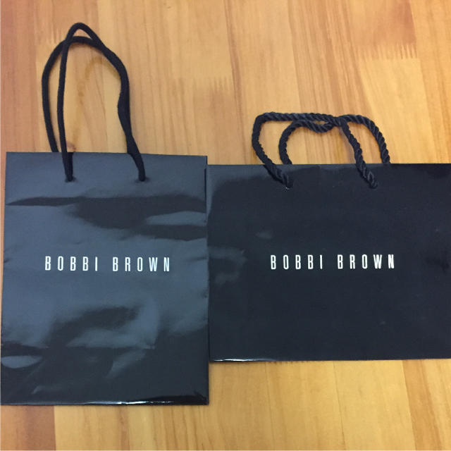 BOBBI BROWN(ボビイブラウン)のBOBBI BROWN ボビーブラウン ショップ袋 2枚 レディースのバッグ(ショップ袋)の商品写真