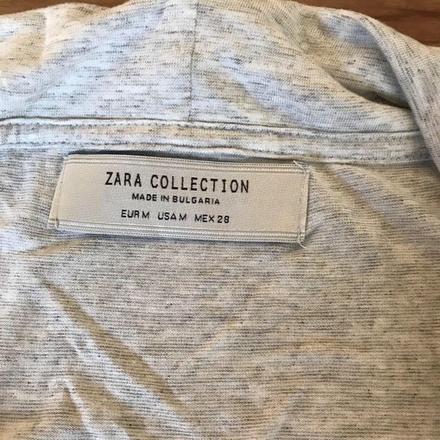ZARA(ザラ)のZARA 畔グレー カットソー レディースのトップス(カットソー(半袖/袖なし))の商品写真