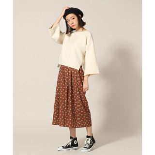 ローリーズファーム(LOWRYS FARM)の新品 LOWRYS FARM コバナガラスカンツ(カジュアルパンツ)