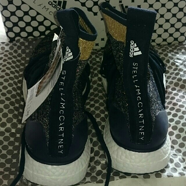 adidas by Stella McCartney(アディダスバイステラマッカートニー)のaddidas ステラマッカートニー レディースの靴/シューズ(スニーカー)の商品写真