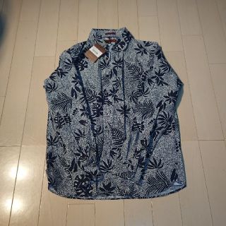 テッドベイカー(TED BAKER)の✴️テッドベイカー✴️フラワープリントシャツ新品XL✴️(シャツ)