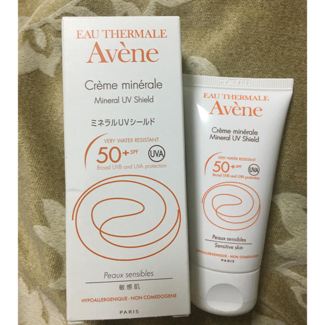 Avene(アベンヌ)の美品中古 アベンヌ ミネラルUVシールド 日焼け止めクリーム敏感肌用 コスメ/美容のボディケア(日焼け止め/サンオイル)の商品写真