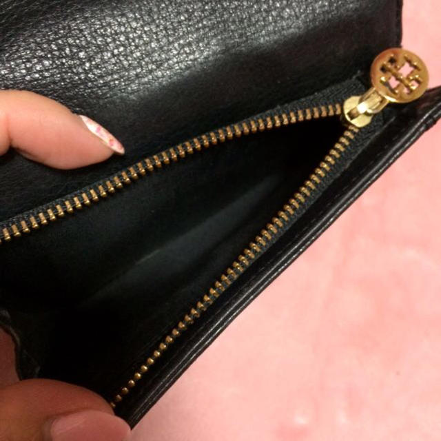 Tory Burch(トリーバーチ)のトリーバーチ❤️二つ折り財布❤️正規品 レディースのファッション小物(財布)の商品写真