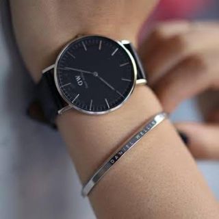 ダニエルウェリントン(Daniel Wellington)のDaniel Wellington ダニエルウェリントン 時計バングル4点セット(ブレスレット/バングル)