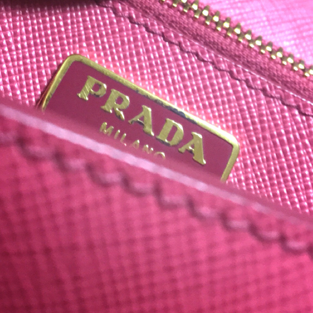 PRADA - 【新品】PRADA プラダ♡サフィアーノ ショルダー リボンの通販 