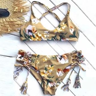 【再入荷】bikini➳ヌーディー花柄ビキニ インポート(水着)