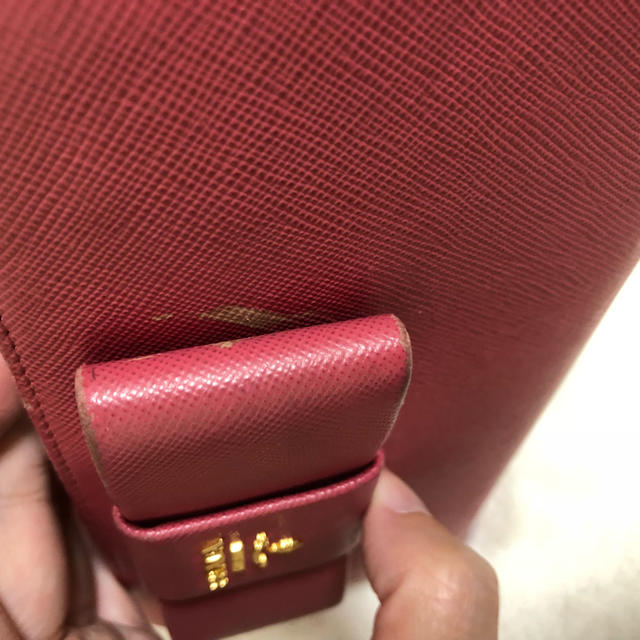 PRADA(プラダ)の値下げ中㊗️PRADA 長財布 ピンク メンズのファッション小物(長財布)の商品写真