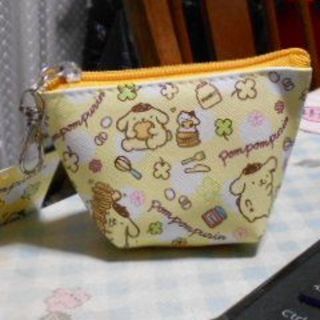 サンリオ(サンリオ)の新品・未使用♡ポムポムプリン三角ポーチ(ポーチ)