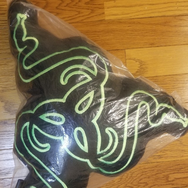 週末値下げします。新品未使用 非売品 Razer ロゴ刺繍 超レア