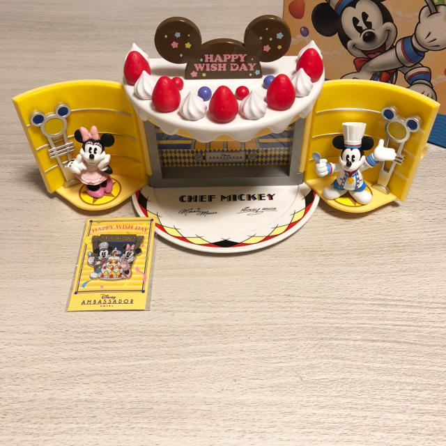 Disney(ディズニー)のディズニー写真立て、ピンバッチ エンタメ/ホビーのおもちゃ/ぬいぐるみ(キャラクターグッズ)の商品写真