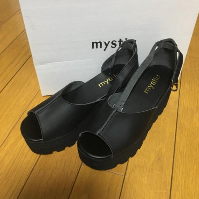 mystic(ミスティック)の新品 ミスティックレザーストラップサンダル  レディースの靴/シューズ(サンダル)の商品写真