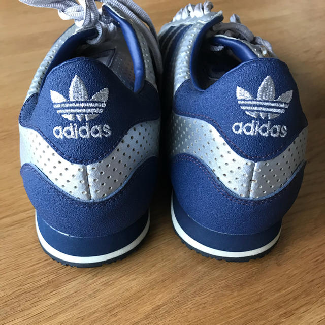Adidas Adidas ギャラクシーシルバー ネイビー ジャミロクワイの通販 By Osyaberipandemic S Shop アディダス ならラクマ Adidas Adidas ギャラクシーシルバー ネイビー ジャミロクワイの通販 By Osyaberipandemic S Shop アディダス ならラクマ