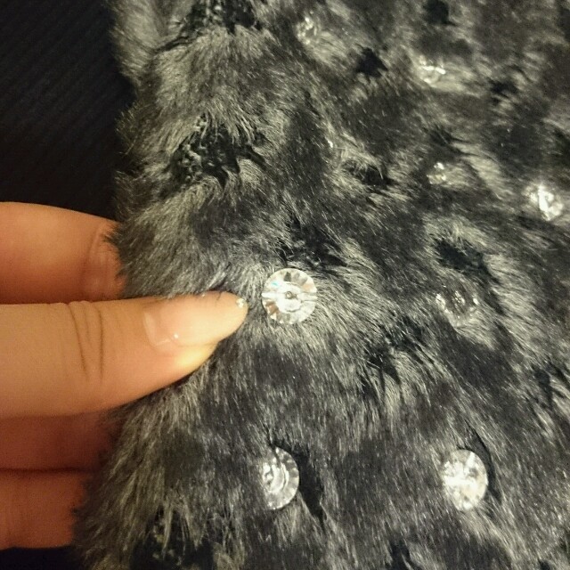 TOMORROWLAND(トゥモローランド)のスワロ付きファーティペット♡ レディースのファッション小物(マフラー/ショール)の商品写真