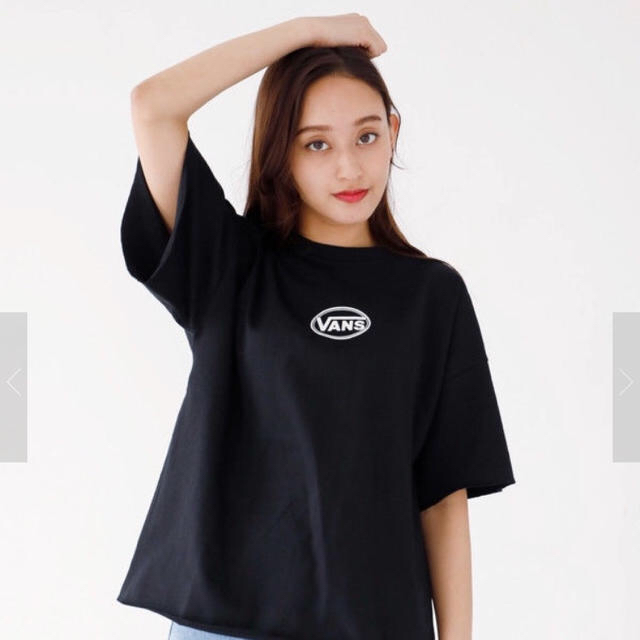 VANS(ヴァンズ)のVANS サークルロゴTシャツ レディースのトップス(Tシャツ(半袖/袖なし))の商品写真